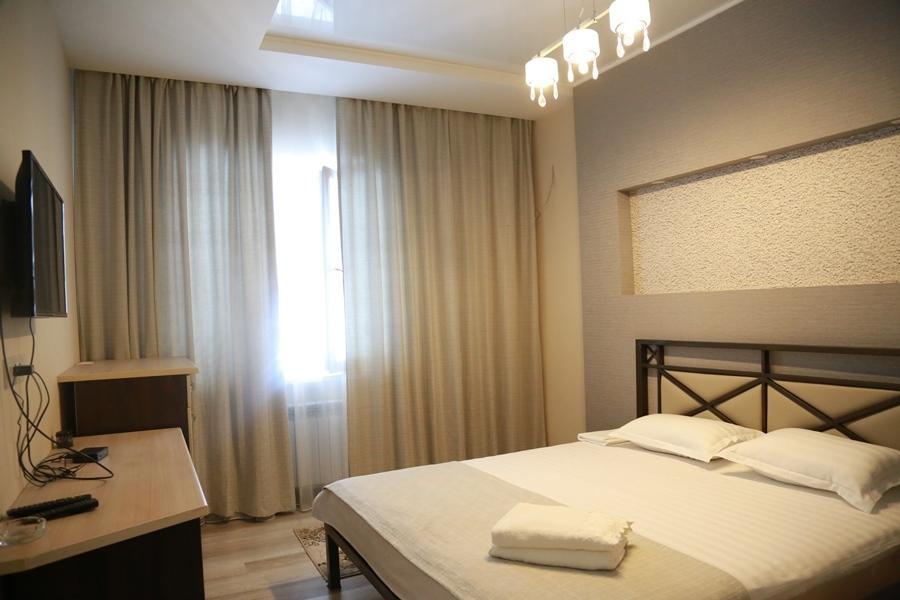 Center Hotel Bichkek Extérieur photo